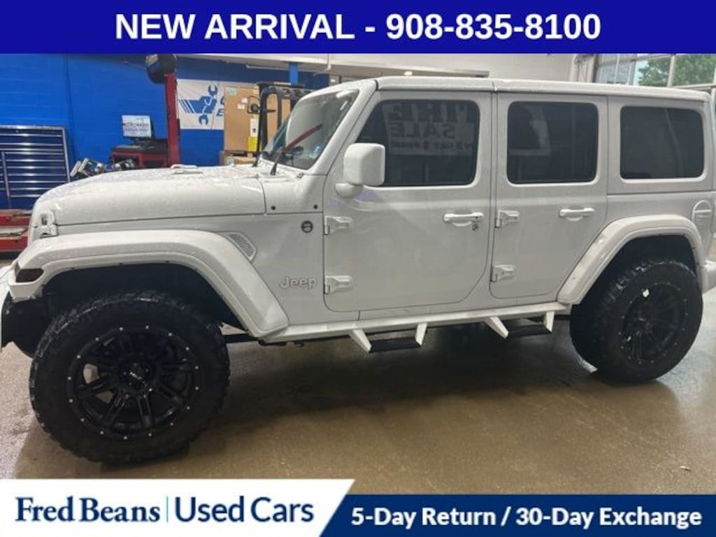 Used 2018 Jeep Wrangler Unlimited Sahara SUV