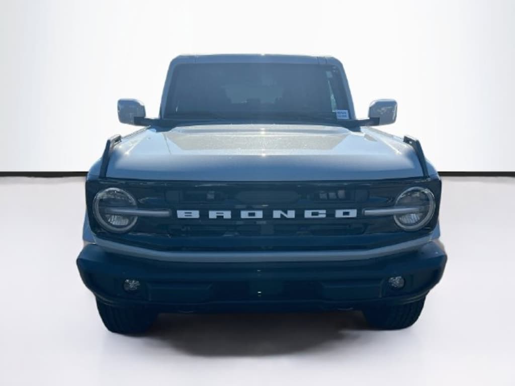 New 2026 Ford Bronco Outer Banks SUV