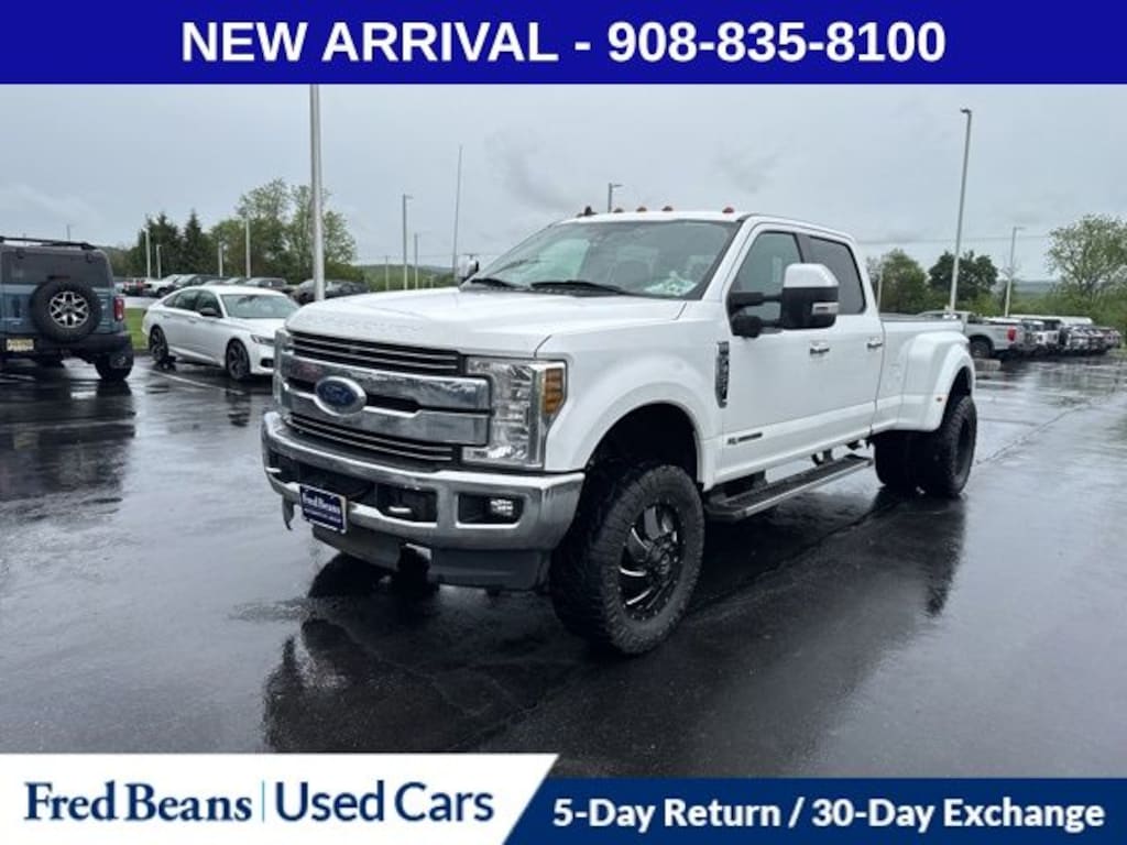 Used 2019 Ford F-350 Lariat Super Duty Crew Cab Long Bed Truck