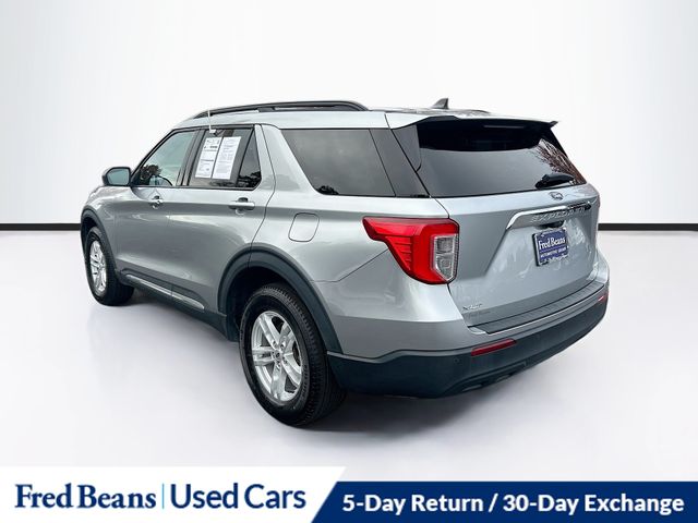 2022 Ford Explorer XLT photo 2
