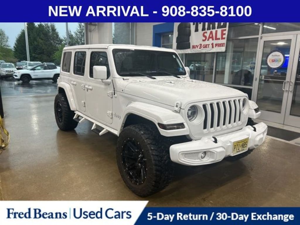 Used 2018 Jeep Wrangler Unlimited Sahara SUV