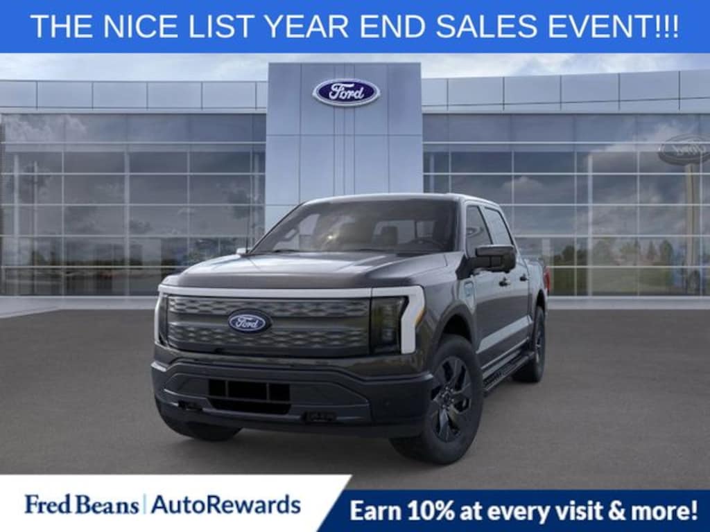 New 2025 Ford F-150 Lightning Lariat TRUCK