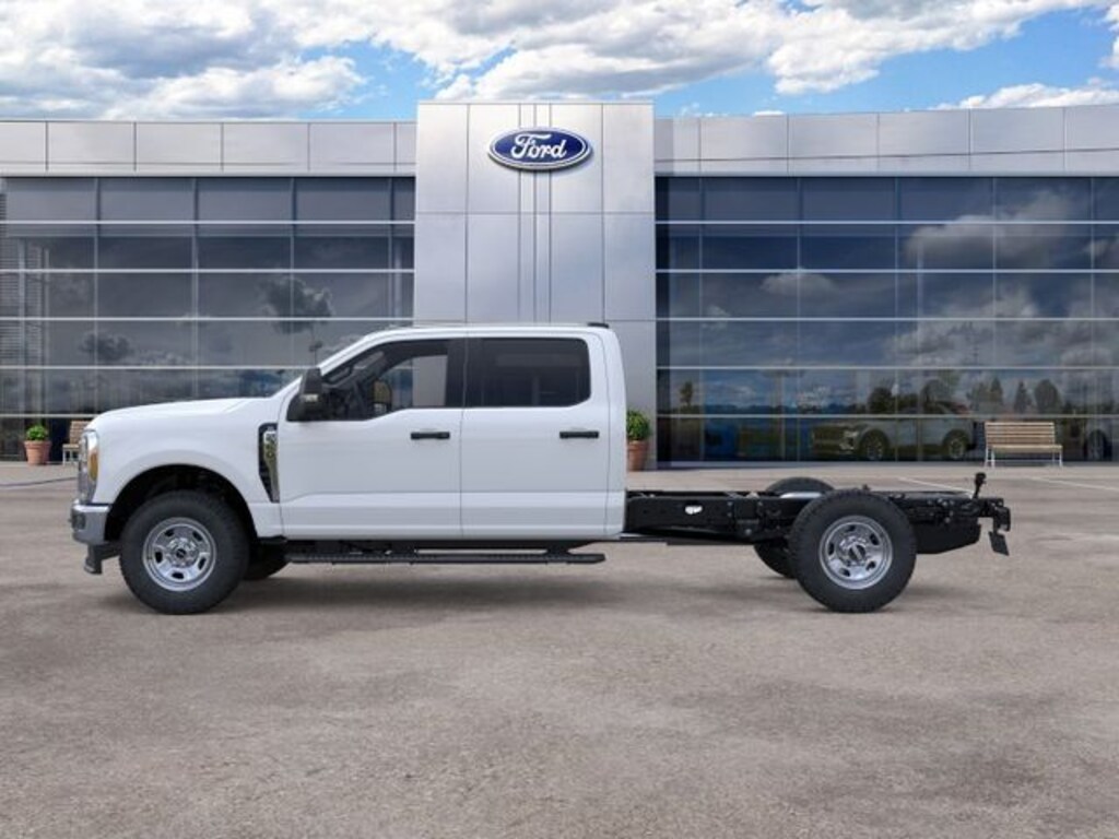 New 2026 Ford F-350 Chassis TRUCK