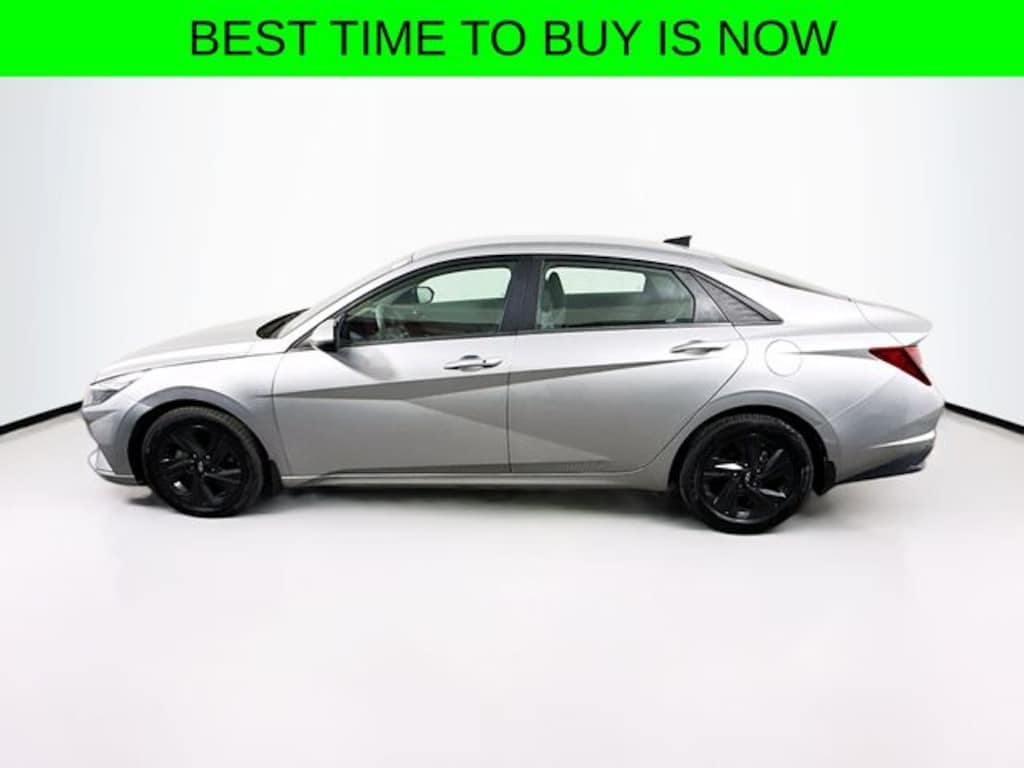 Used 2023 Hyundai Elantra SEL Sedan