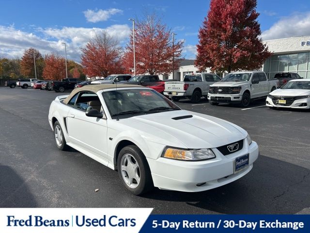 2000 Ford Mustang GT