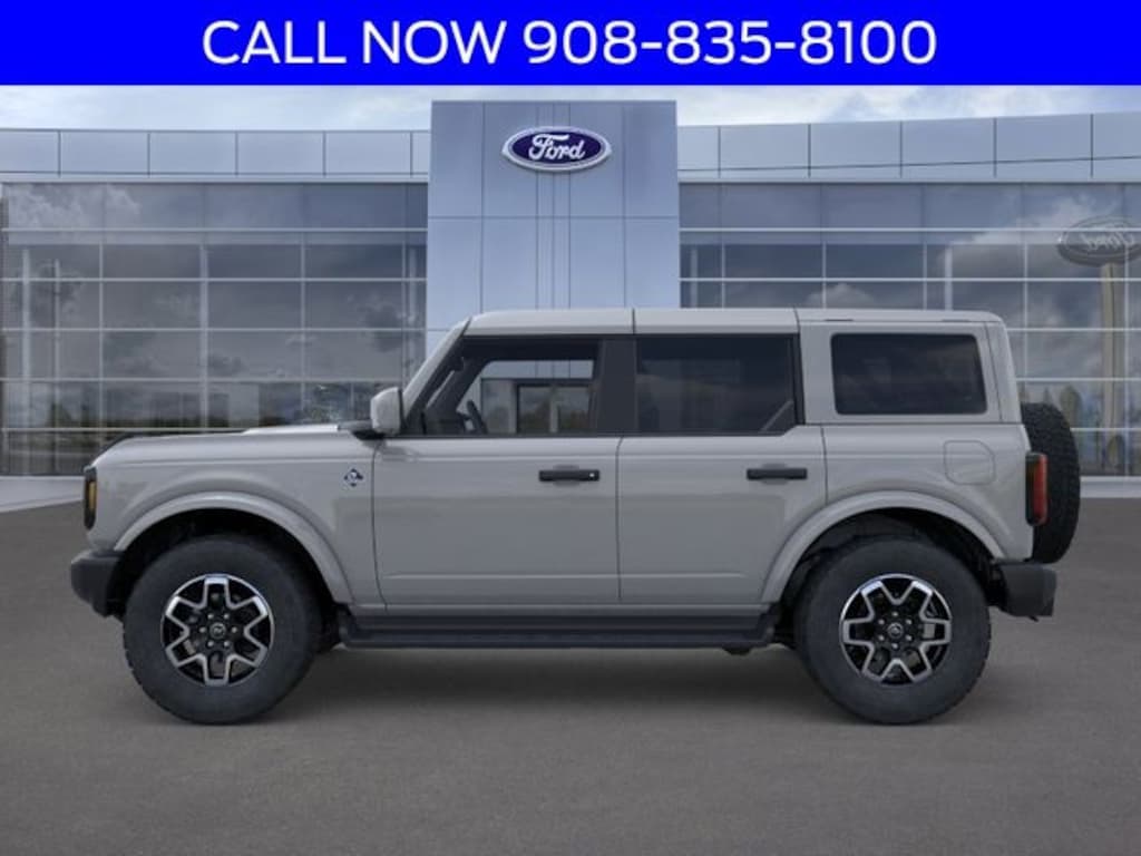 New 2026 Ford Bronco Outer Banks SUV
