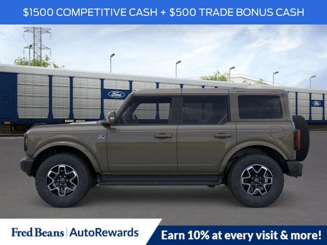 2025 Ford Bronco Outer Banks photo 2