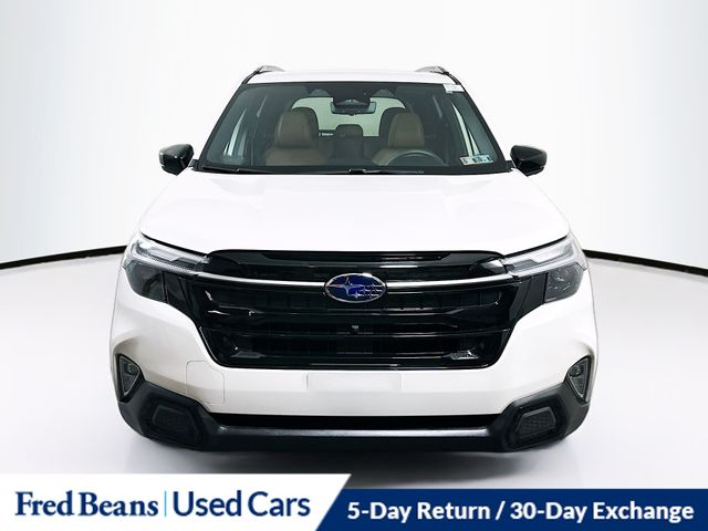 2025 Subaru Forester Touring photo 2