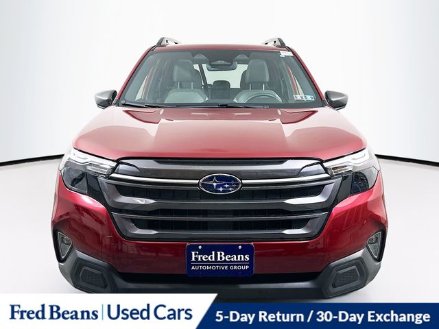 2025 Subaru Forester Premium Base photo 2