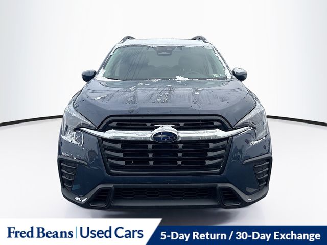 2025 Subaru Ascent Premium's photo