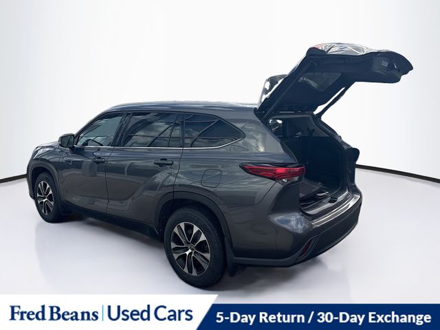2022 Toyota Highlander XLE photo 4