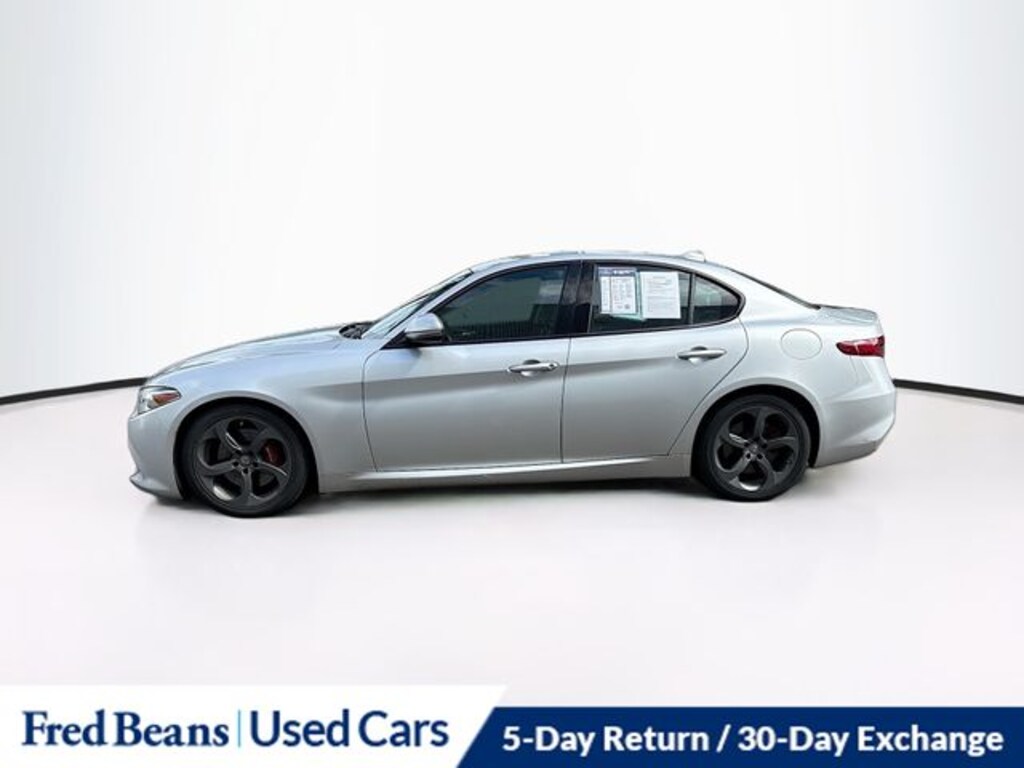 Used 2017 Alfa Romeo Giulia Base Sedan