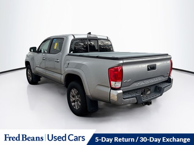 2017 Toyota Tacoma SR5 photo 3