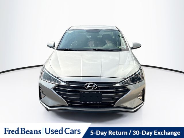 2019 Hyundai Elantra SE photo 2