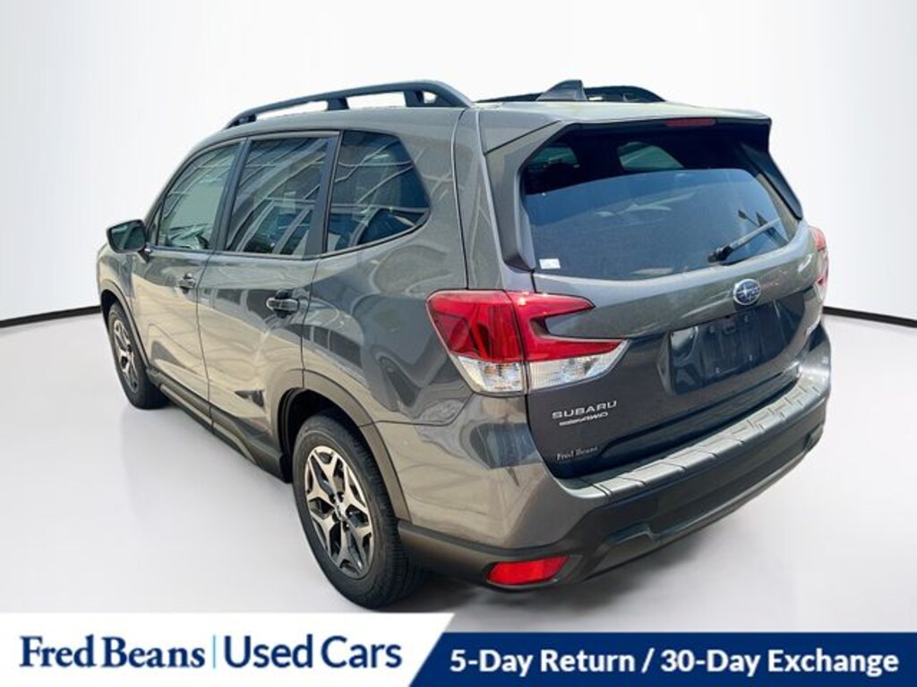 Used 2023 Subaru Forester Premium SUV