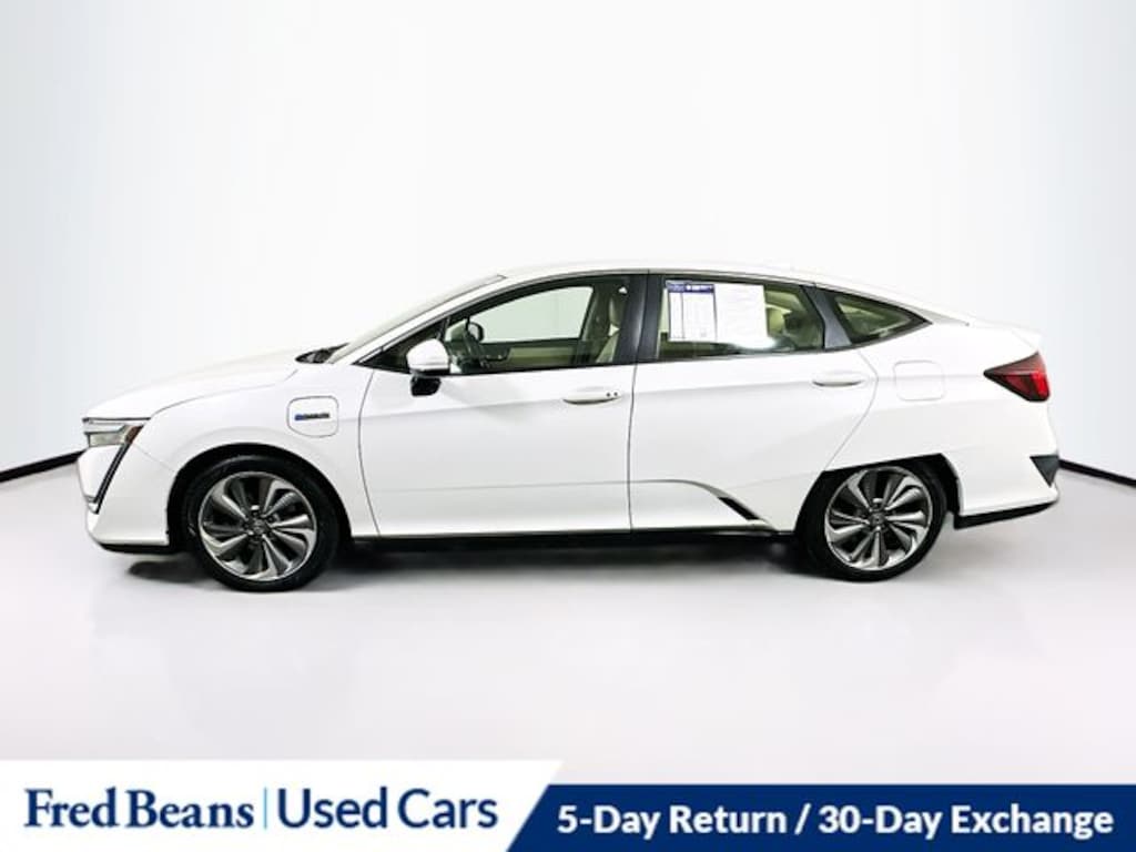 Used 2018 Honda Clarity Plug-In Hybrid Touring Sedan
