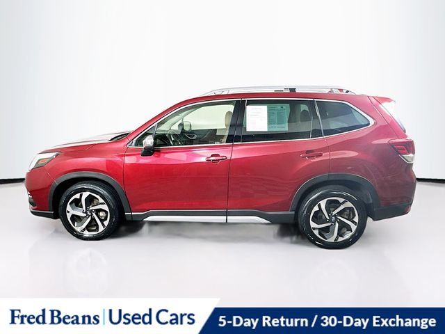 2023 Subaru Forester Touring photo 4