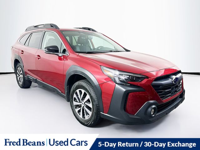 2025 Subaru Outback Premium's photo