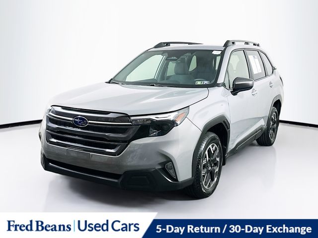 2025 Subaru Forester Premium photo 3