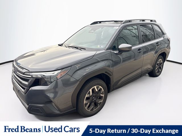 2025 Subaru Forester Premium photo 2