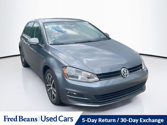 2017 Volkswagen Golf TSI SE 4-Door Auto's photo