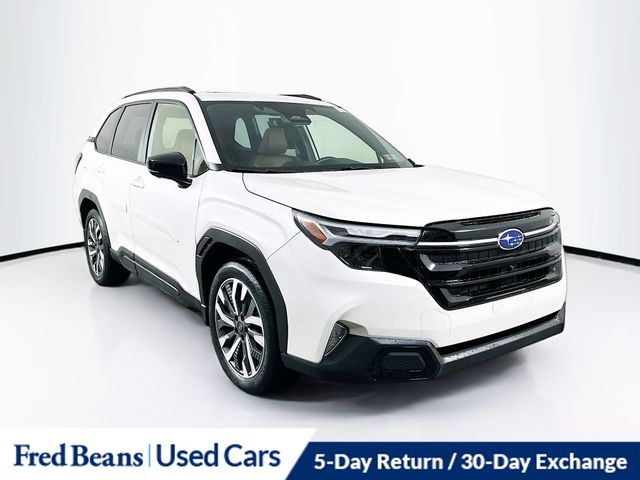 2025 Subaru Forester Touring's photo