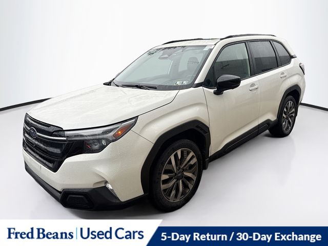2025 Subaru Forester Touring photo 4
