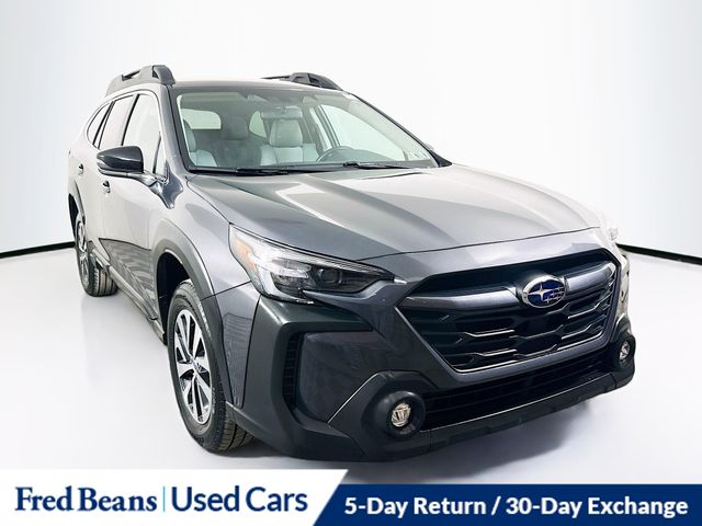 2024 Subaru Outback Premium's photo