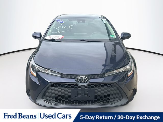 2022 Toyota Corolla LE photo 2