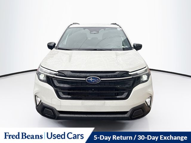 2025 Subaru Forester Touring photo 2