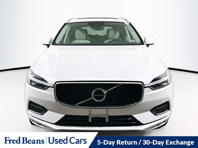 2021 Volvo XC60 T5 Momentum photo 2