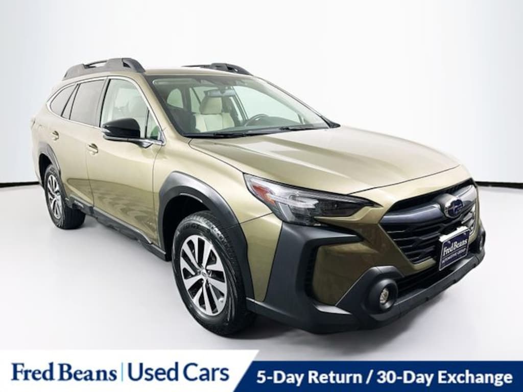 Used 2023 Subaru Outback Premium SUV