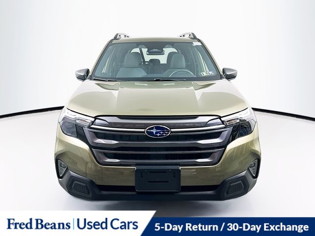 2025 Subaru Forester Premium photo 2