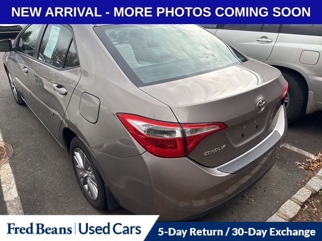 2014 Toyota Corolla LE Plus photo 3