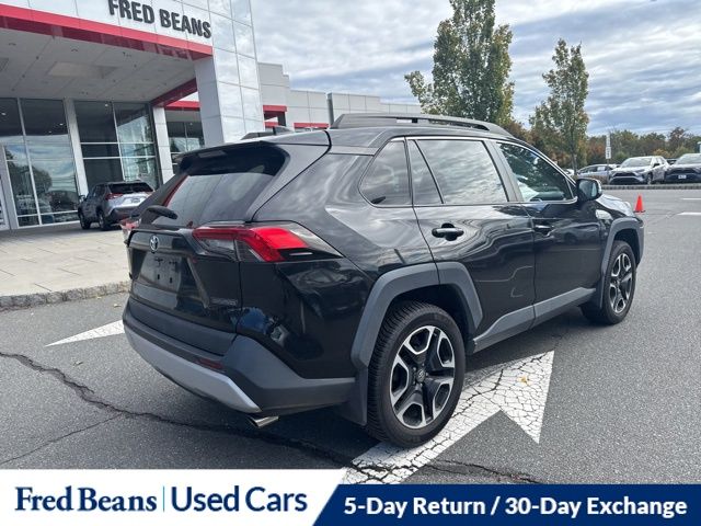 2019 Toyota RAV4 Adventure photo 2