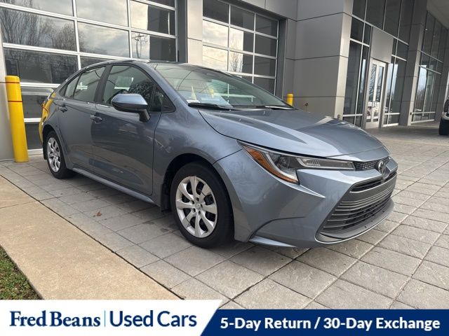 2024 Toyota Corolla LE photo 2