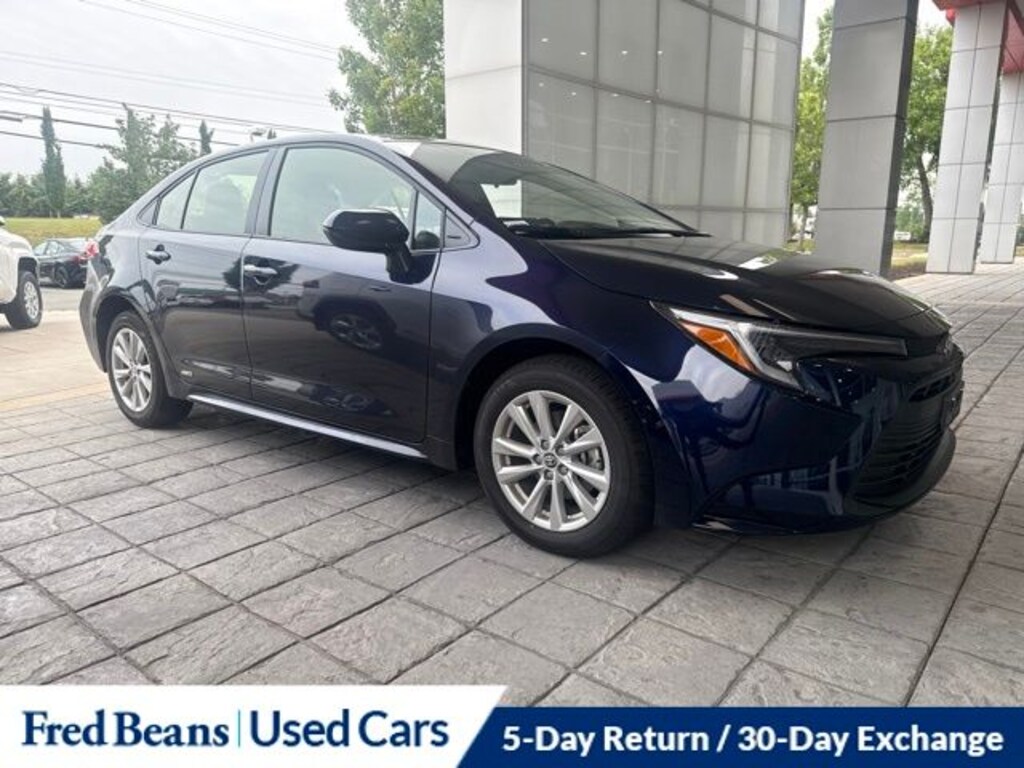 Used 2026 Toyota Corolla Hybrid LE Sedan