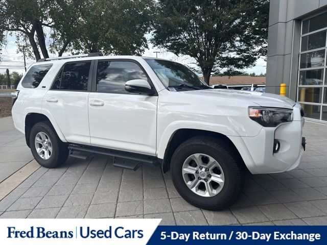 2020 Toyota 4Runner SR5 Premium photo 2