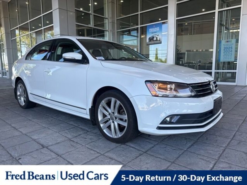 Used 2017 Volkswagen Jetta 1.8T SEL Sedan