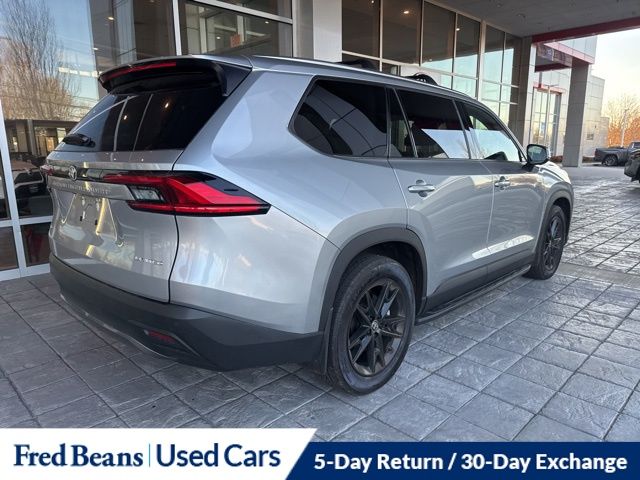 2024 Toyota Grand Highlander Limited photo 3