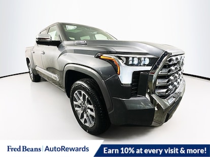Partial Hood Fender & Mirror Kit | TOYOTA TUNDRA CREWMAX 1794 EDITION 2020 Partial Hood Fender & Mirror Kit | TOYOTA TUNDRA CREWMAX 1794 EDITION 2020