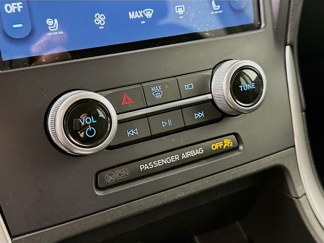 2022 Ford Edge SEL - Photo 16