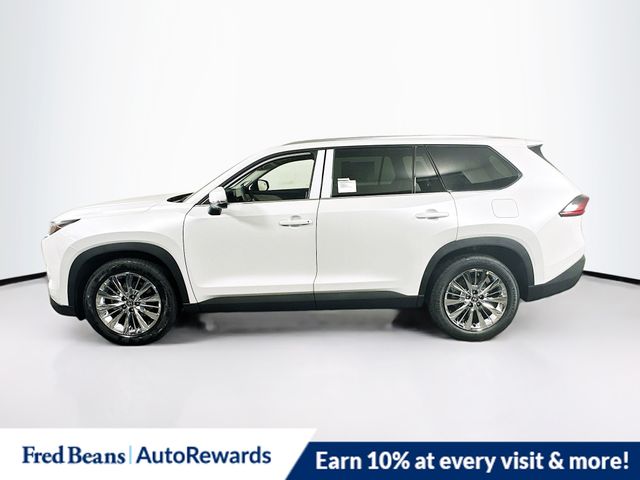 2026 Toyota Grand Highlander Platinum AWD photo 3