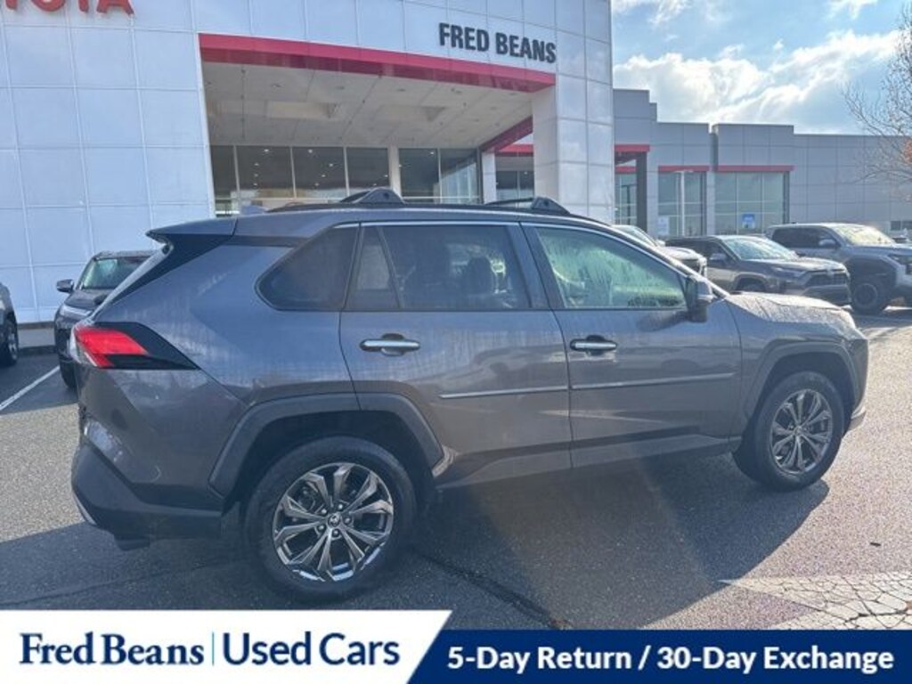 Used 2022 Toyota RAV4 Hybrid Limited SUV