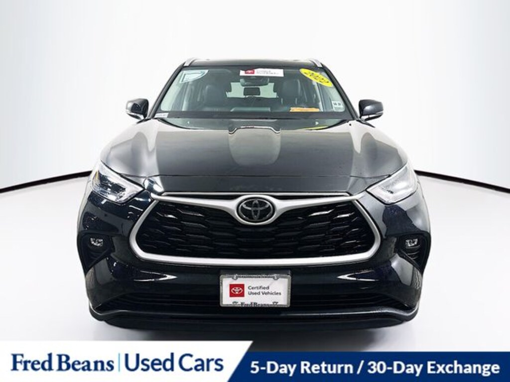 Used 2022 Toyota Highlander XLE SUV