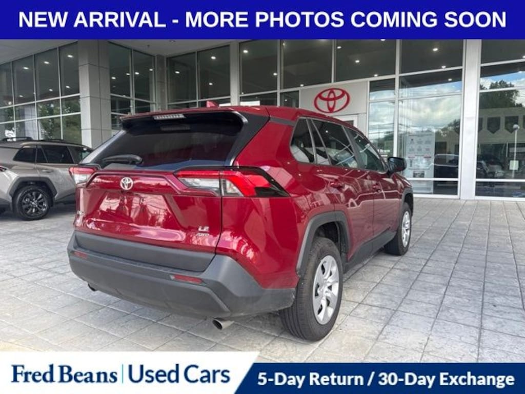 Used 2024 Toyota RAV4 LE SUV