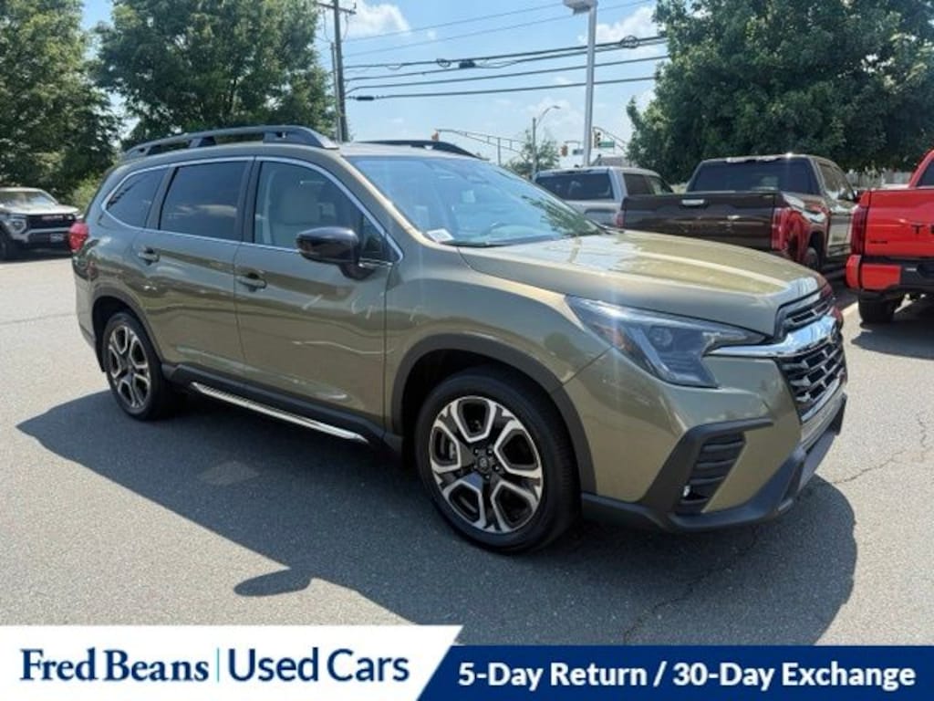 Used 2024 Subaru Ascent Limited 8-Passenger SUV