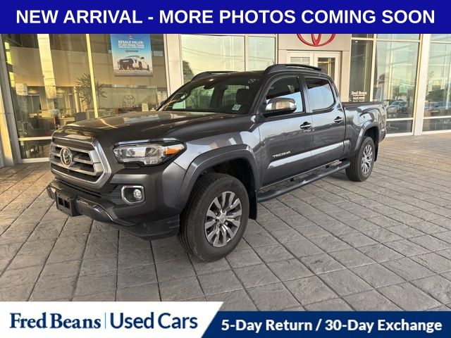 2022 Toyota Tacoma Limited - Photo 7