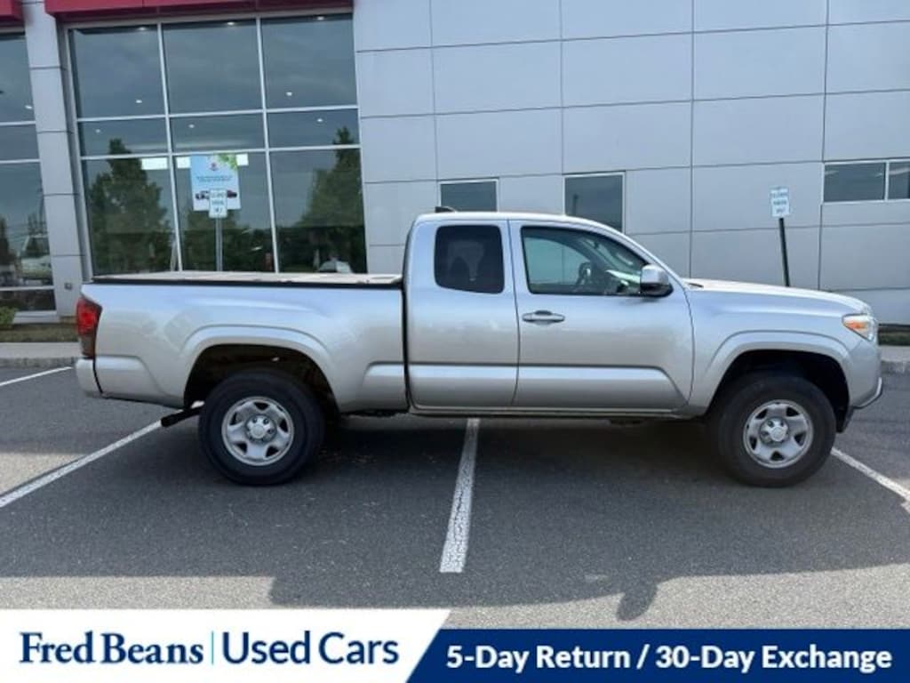 Used 2023 Toyota Tacoma SR V6 Truck Access Cab