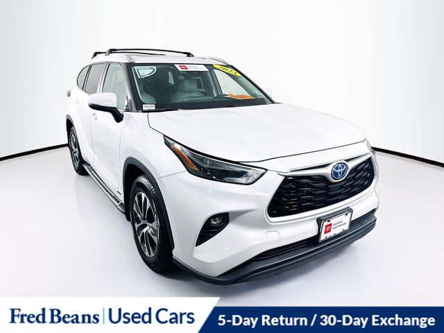 2023 Toyota Highlander Hybrid SUV 